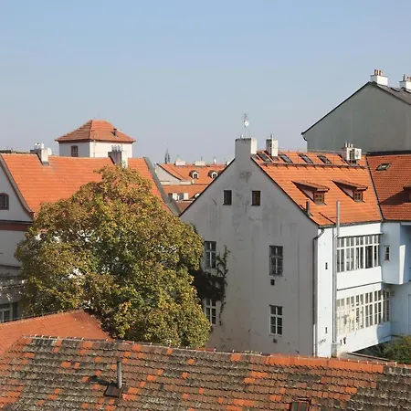 Apartment Beautiful Ujezd Prague