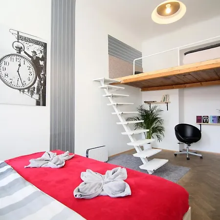 Beautiful Ujezd Appartement *